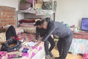 八五九农场反诈宣传走进田间地头 全力守护群众秋收“钱袋子”