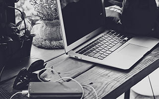 东部新区供电公司：开展“电管家”进社区活动 贴心服务暖民心